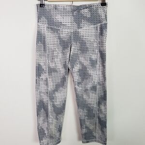 Old Navy Compression athletic leggings white gray